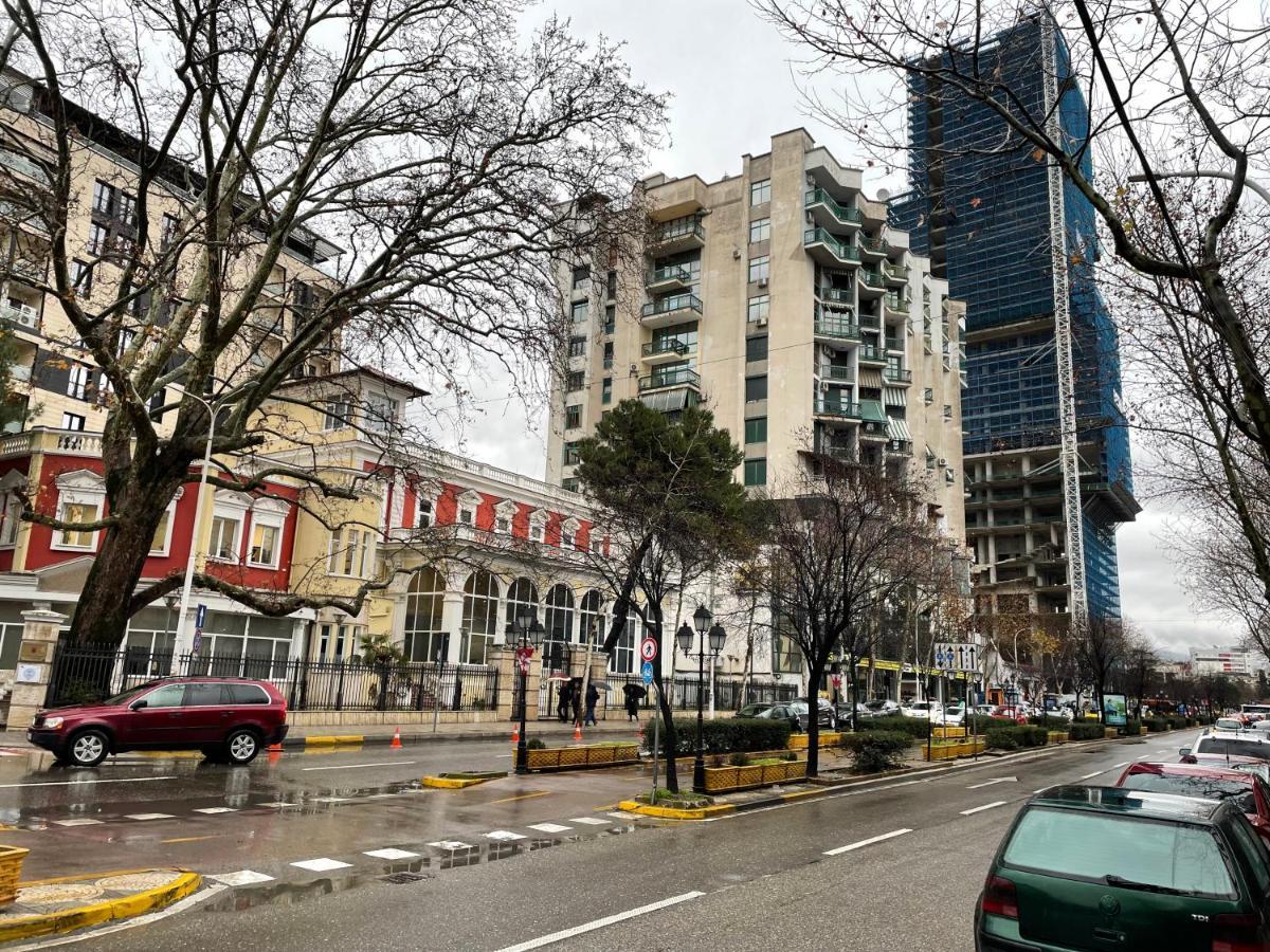 Sun Tower-Center Of Tirana Exterior foto