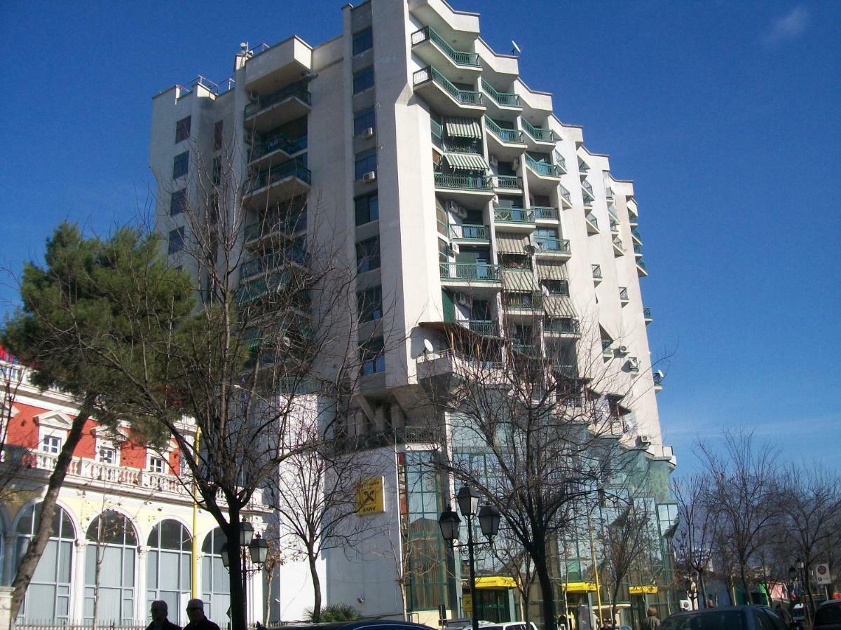 Sun Tower-Center Of Tirana Exterior foto